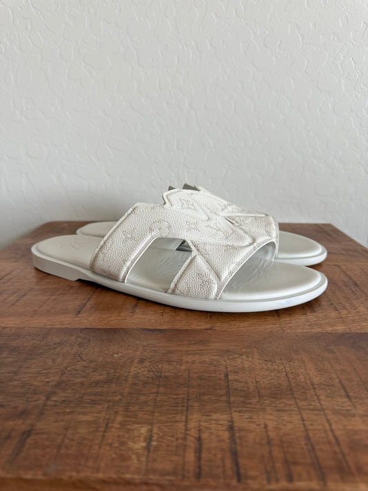 Louis Vuitton Oasis Monogram Mule White