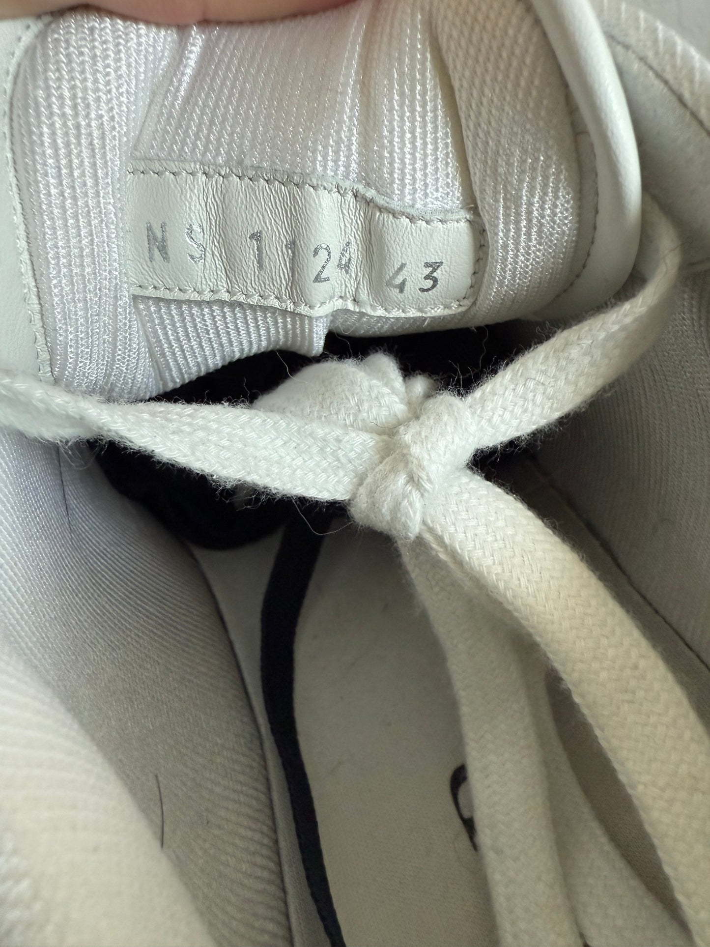 Dior B27 Leather Oblique Low White