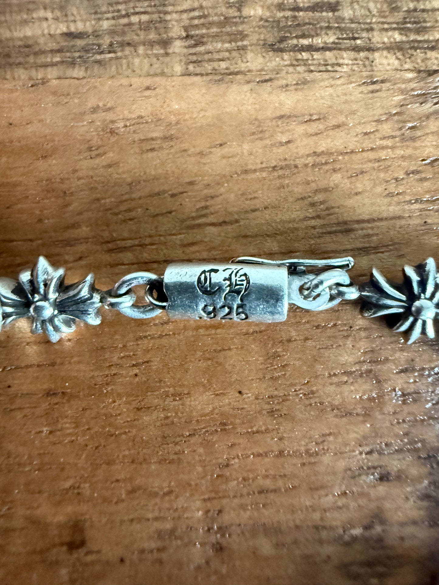 Chrome Hearts Tiny E Cross Bracelet 13 Link Silver