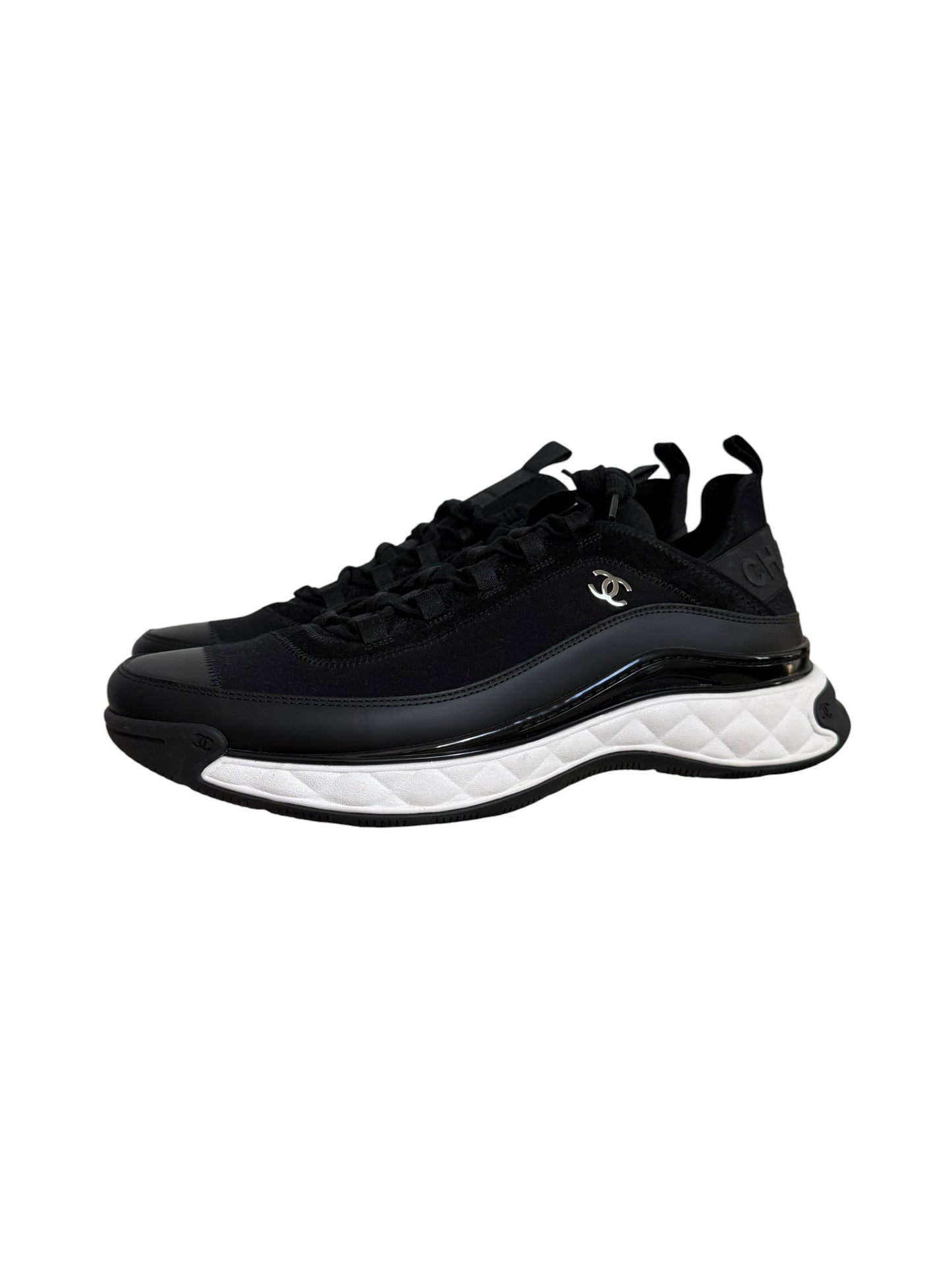 Chanel CC Runner