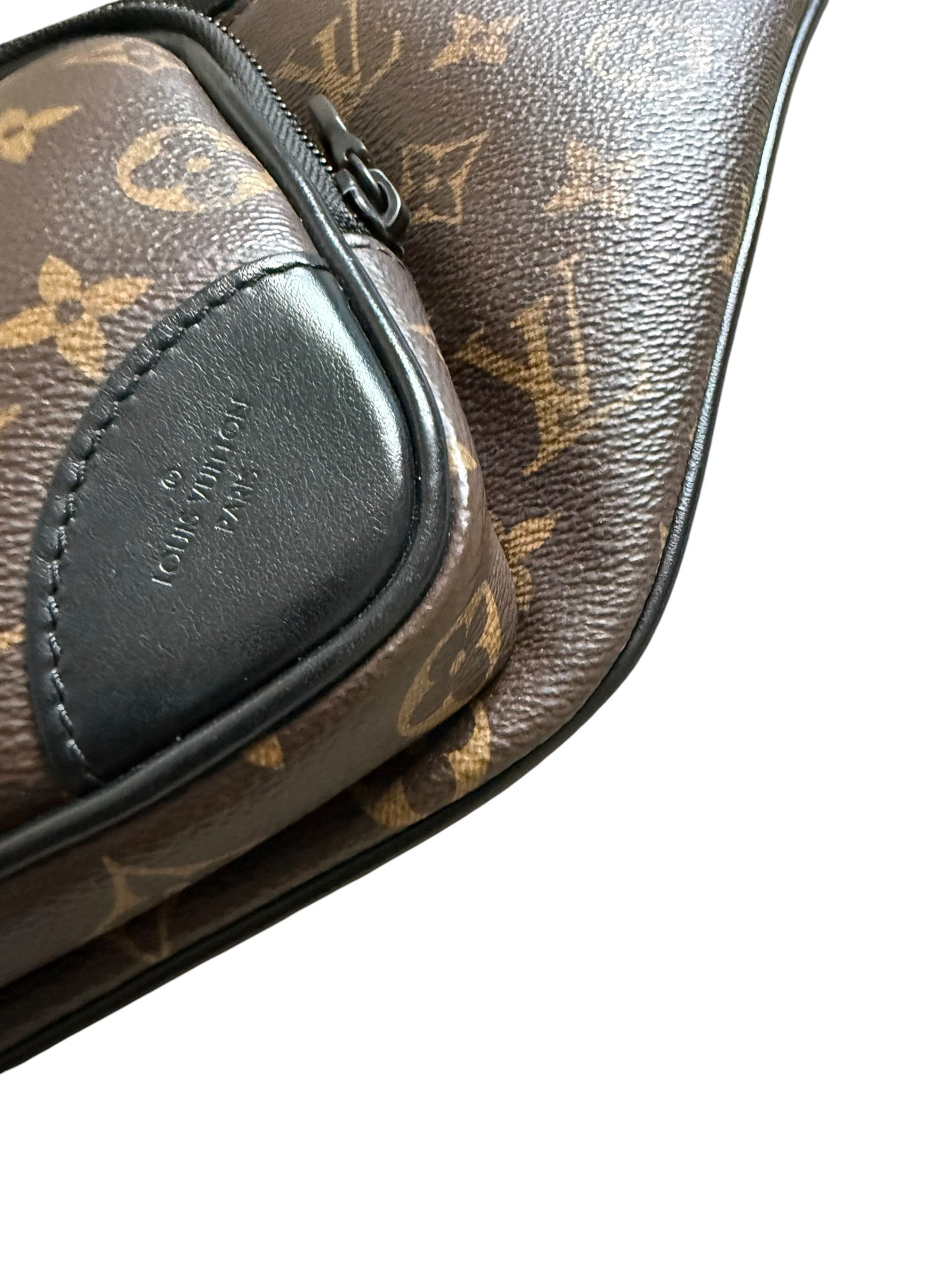 Louis Vuitton Discover Monogram Bum Bag Brown