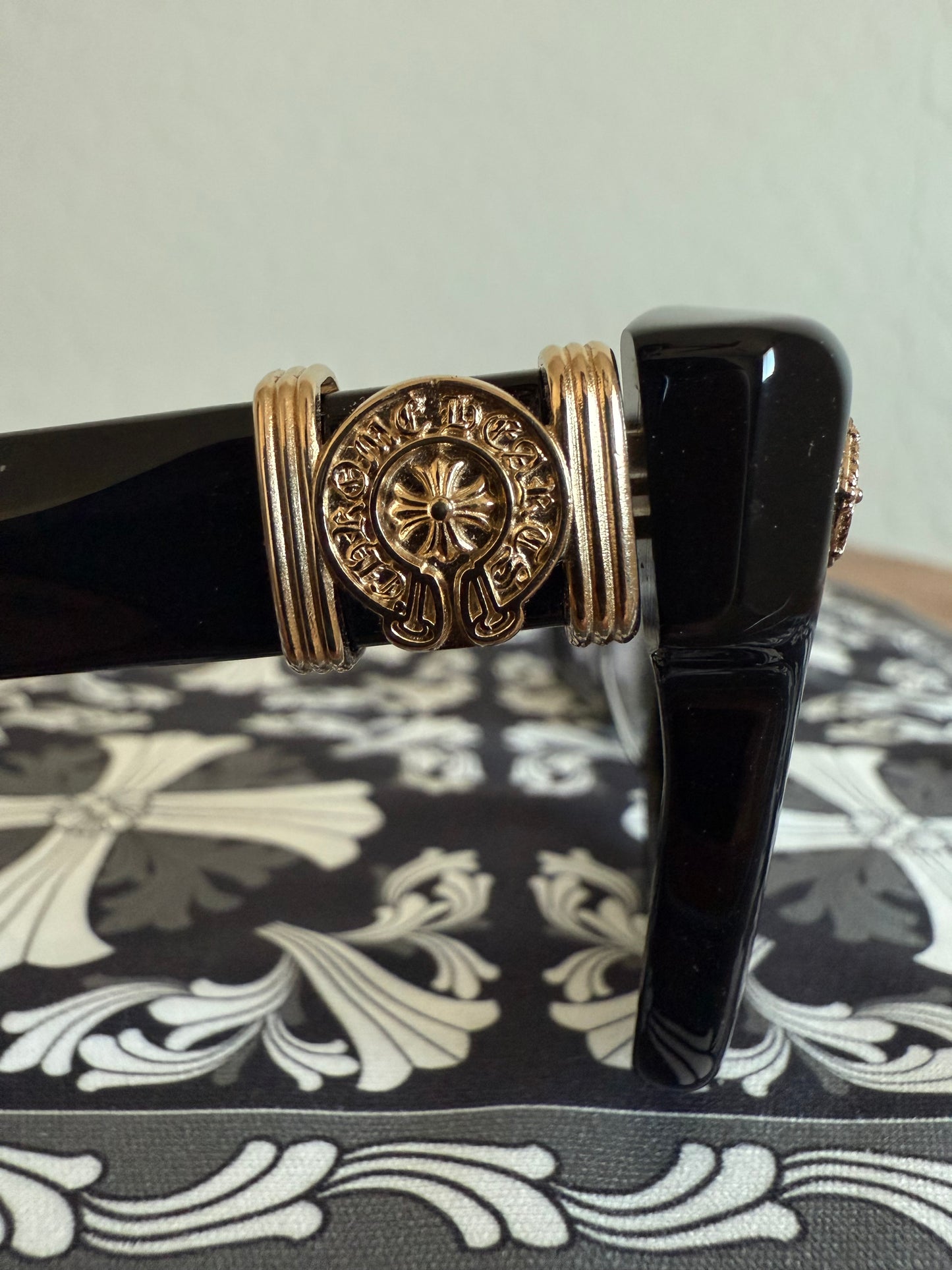 Chrome Hearts Halllamanass Gradient Sunglasses Black/Gold