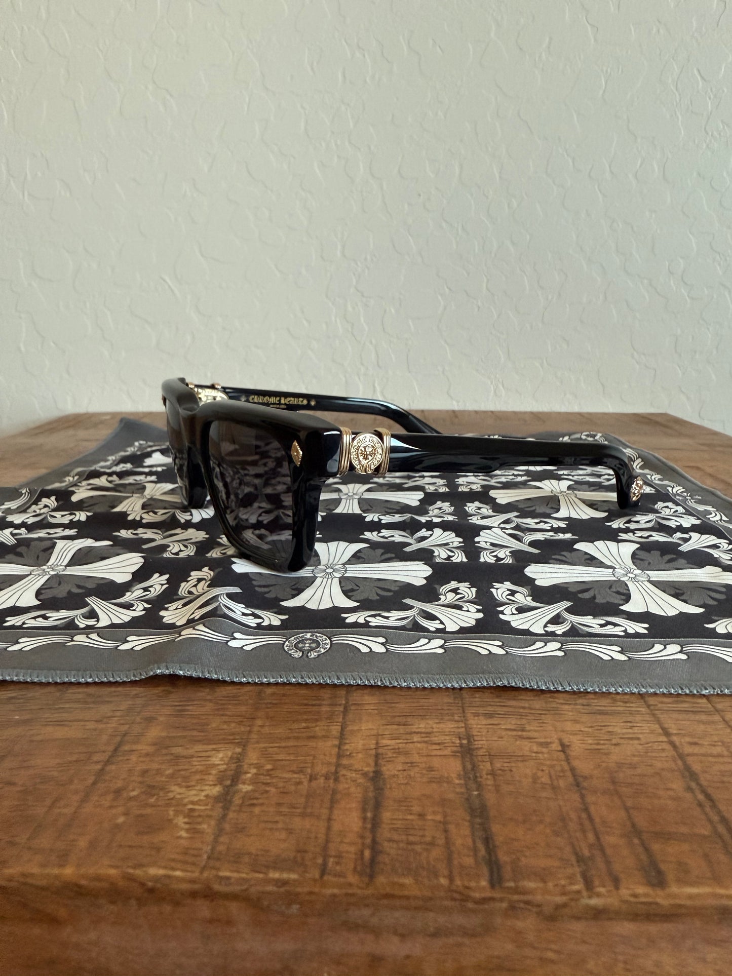 Chrome Hearts Halllamanass Gradient Sunglasses Black/Gold