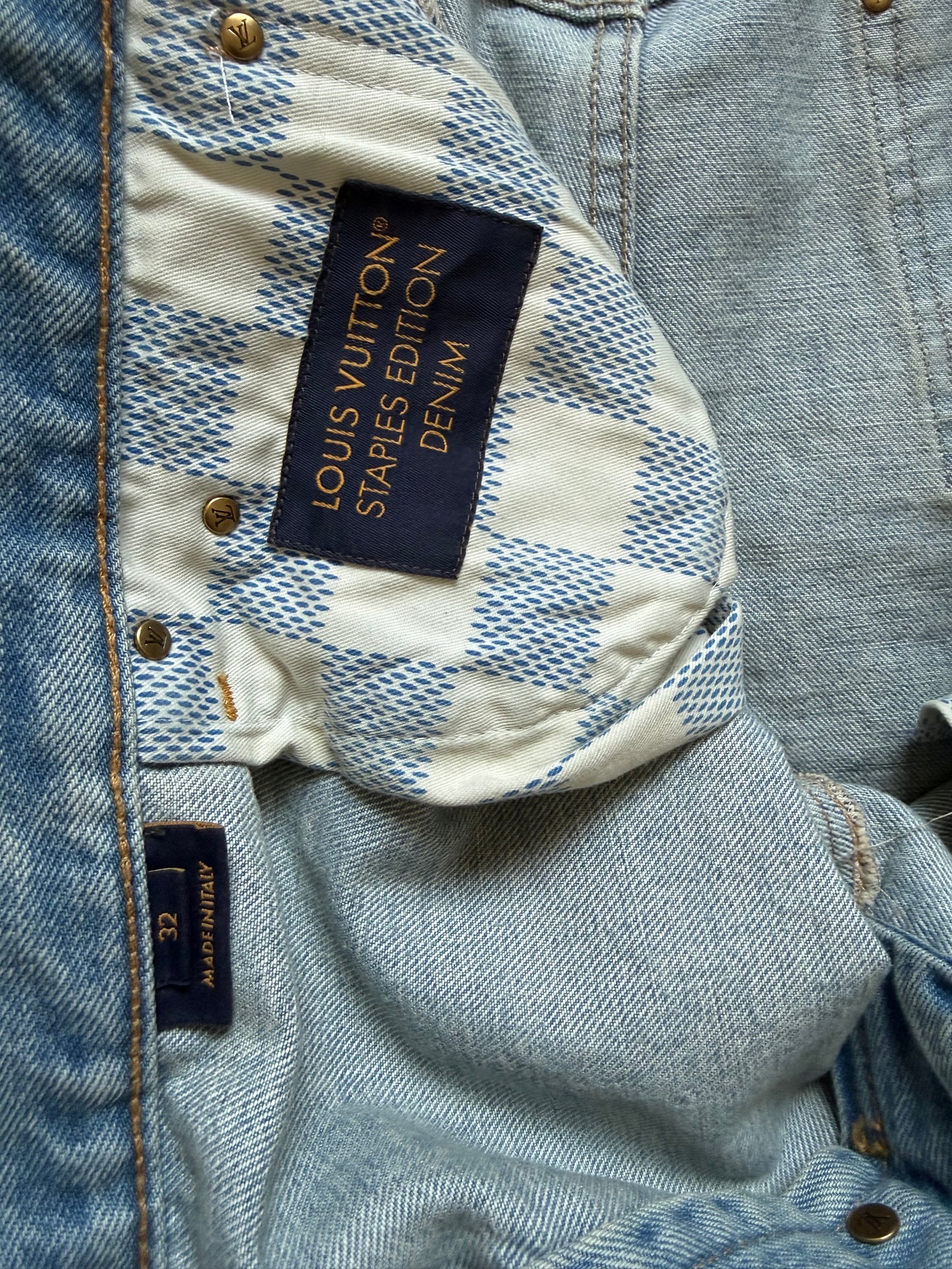 Louis Vuitton Embroider Logo Denim Shorts